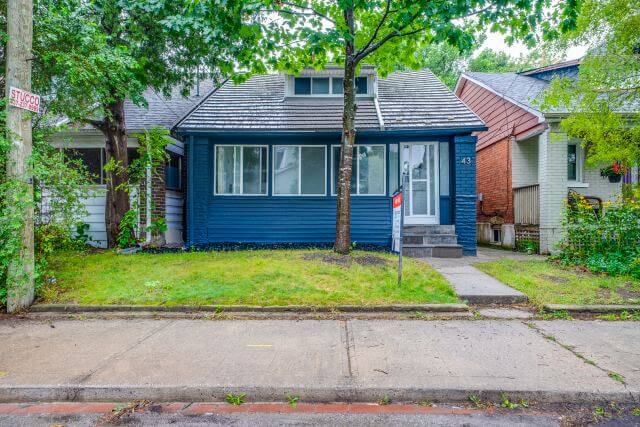 43 Craydon Ave — photo 11