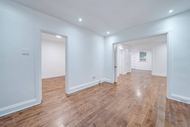 43 Craydon Ave — photo 23