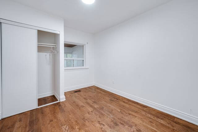 43 Craydon Ave — photo 34