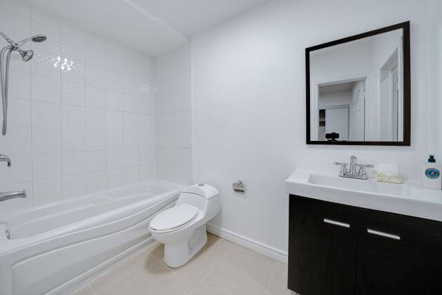 43 Craydon Ave — photo 36