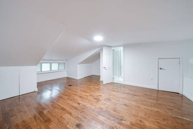 43 Craydon Ave — photo 40